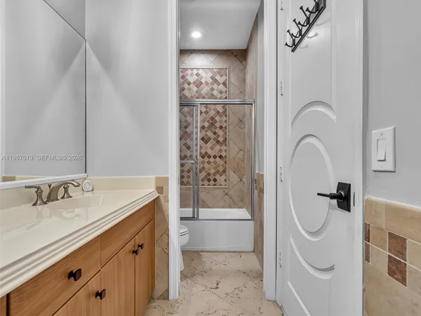 $1,100,000 | 8878 Cobblestone Point Circle, Boynton Beach, FL 33472