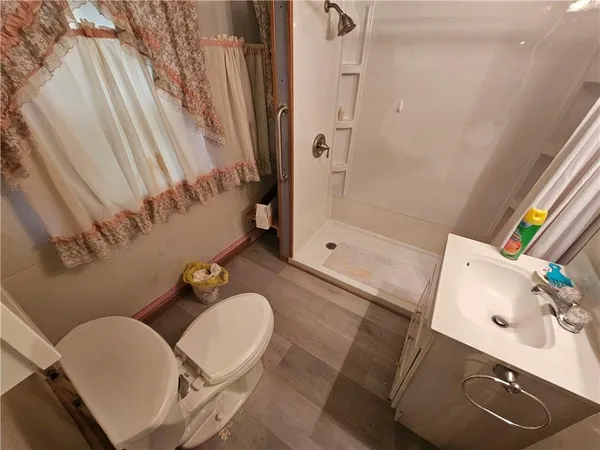 $75,000 | 302 East Bird Street, Hamilton, MO 64644