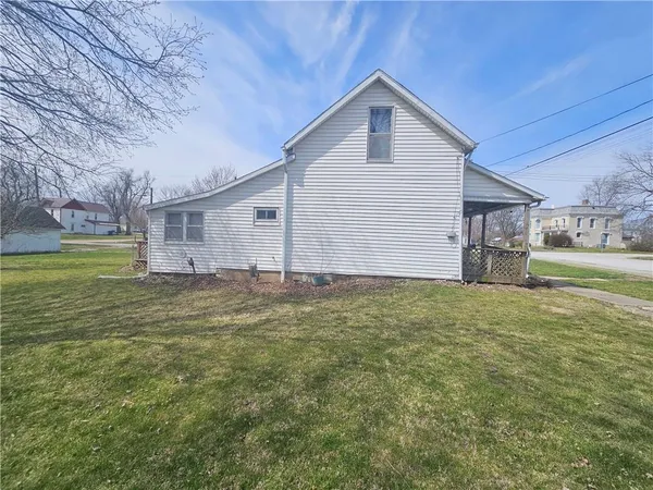 $75,000 | 302 East Bird Street, Hamilton, MO 64644