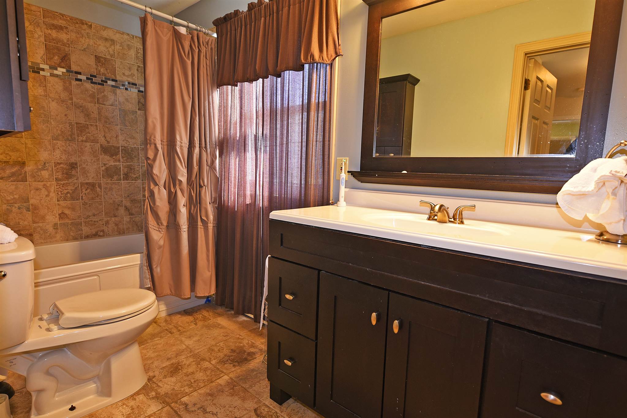 546 North Harbor Road Colchester, VT 05446 - Photo 20 of 36