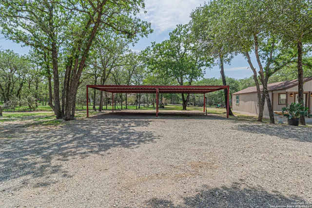 $729,990 | 323 Shannon Ridge Drive, Floresville, TX 78114