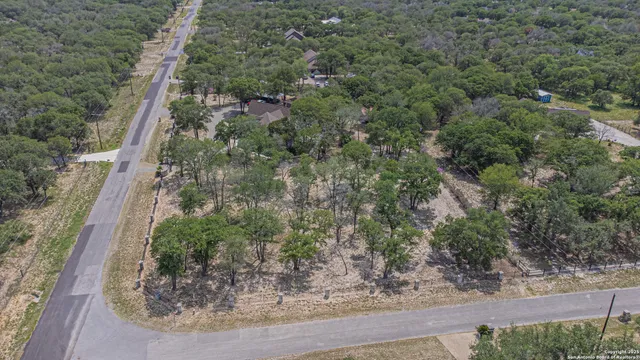 $729,990 | 323 Shannon Ridge Drive, Floresville, TX 78114