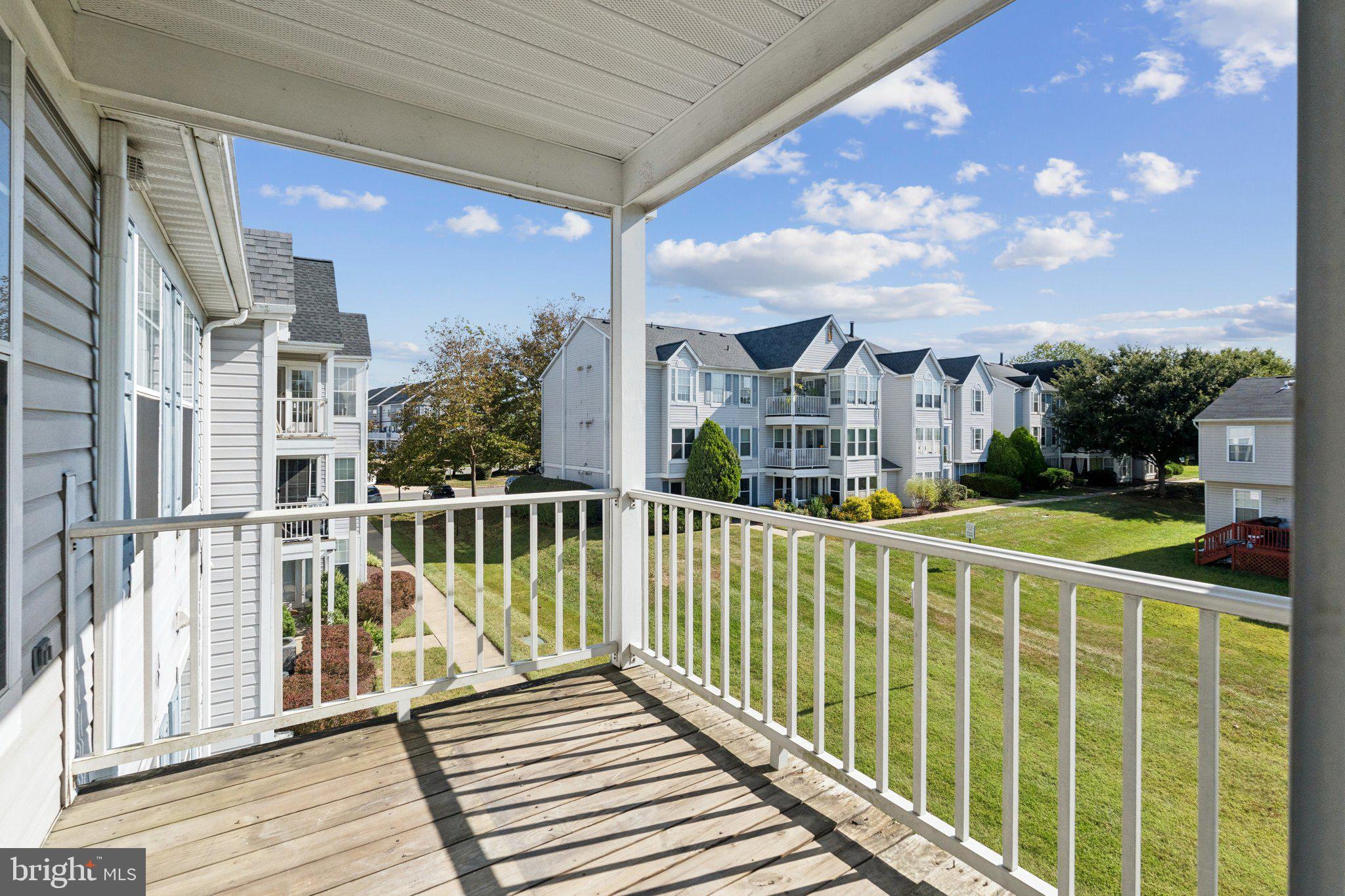 7655 Gladstone Road, Unit 5 Baltimore, MD 21244 - Photo 24 of 25 a view of a balcony with city view