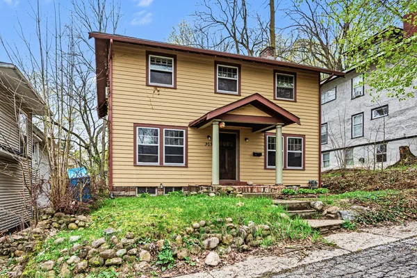 $190,000 | 915 Walwood Place, Kalamazoo, MI 49007