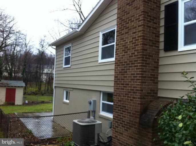 205 West Poplar Road Sterling, VA 20164 - Photo 24 of 27 Exterior (General)