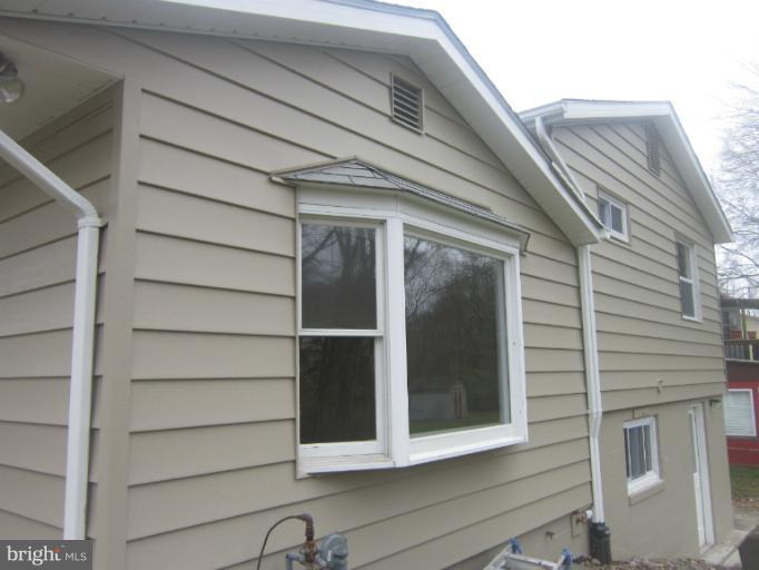 205 West Poplar Road Sterling, VA 20164 - Photo 4 of 27 Exterior (Rear)
