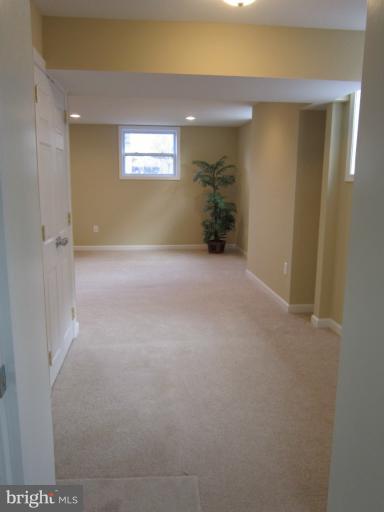 205 West Poplar Road Sterling, VA 20164 - Photo 8 of 27 Interior (General)