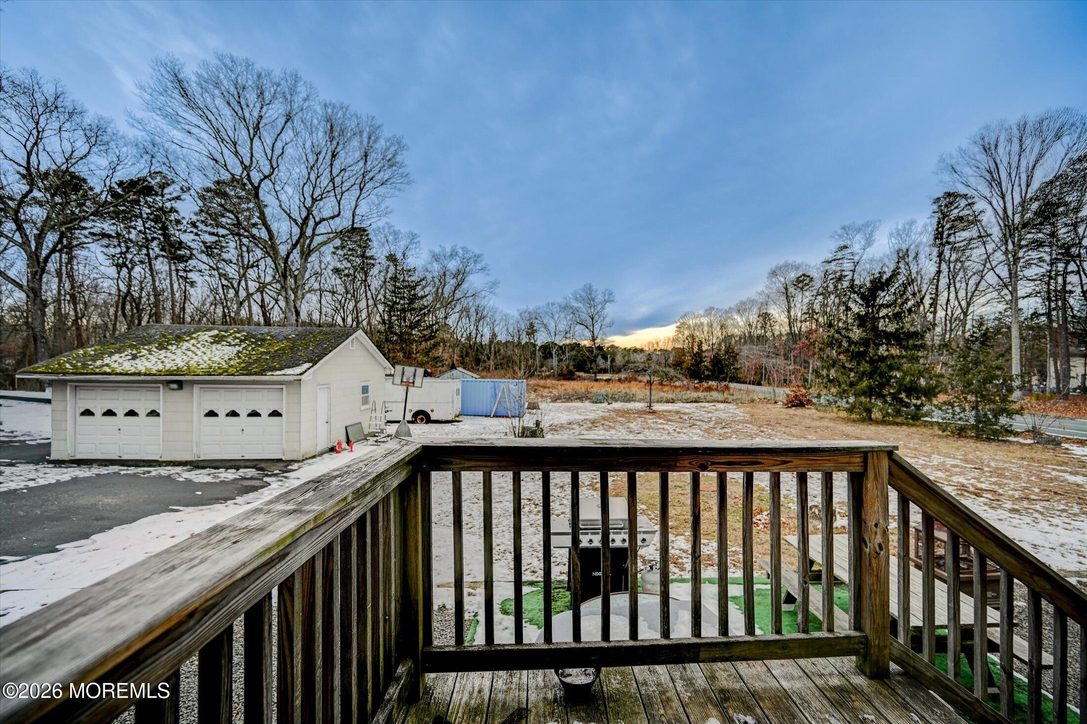 206 Cassville Road Jackson, NJ 08527 - Photo 24 of 32 26-Deck View