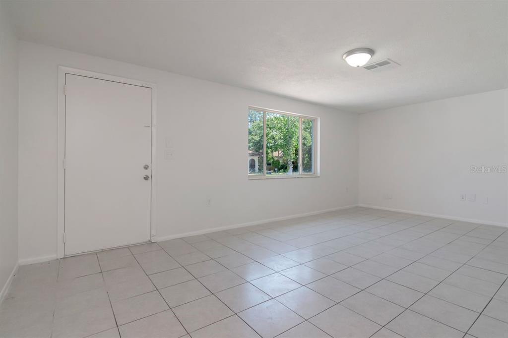 7908 Rusty Oak Drive New Port Richey, FL 34653 - Photo 5 of 38