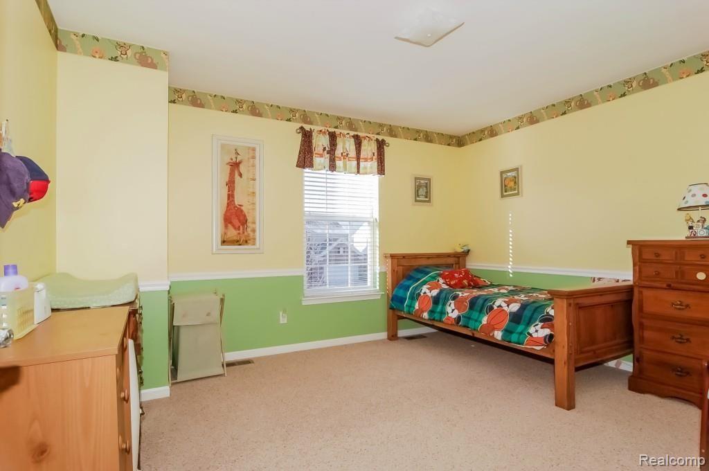 49364 Oxley Road Macomb, MI 48044 - Photo 25 of 35 025-Bedroom-1338556-print.jpg