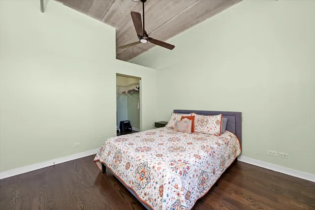 $320,000 | 811 West 15th Place, Unit 709, Chicago, IL 60608