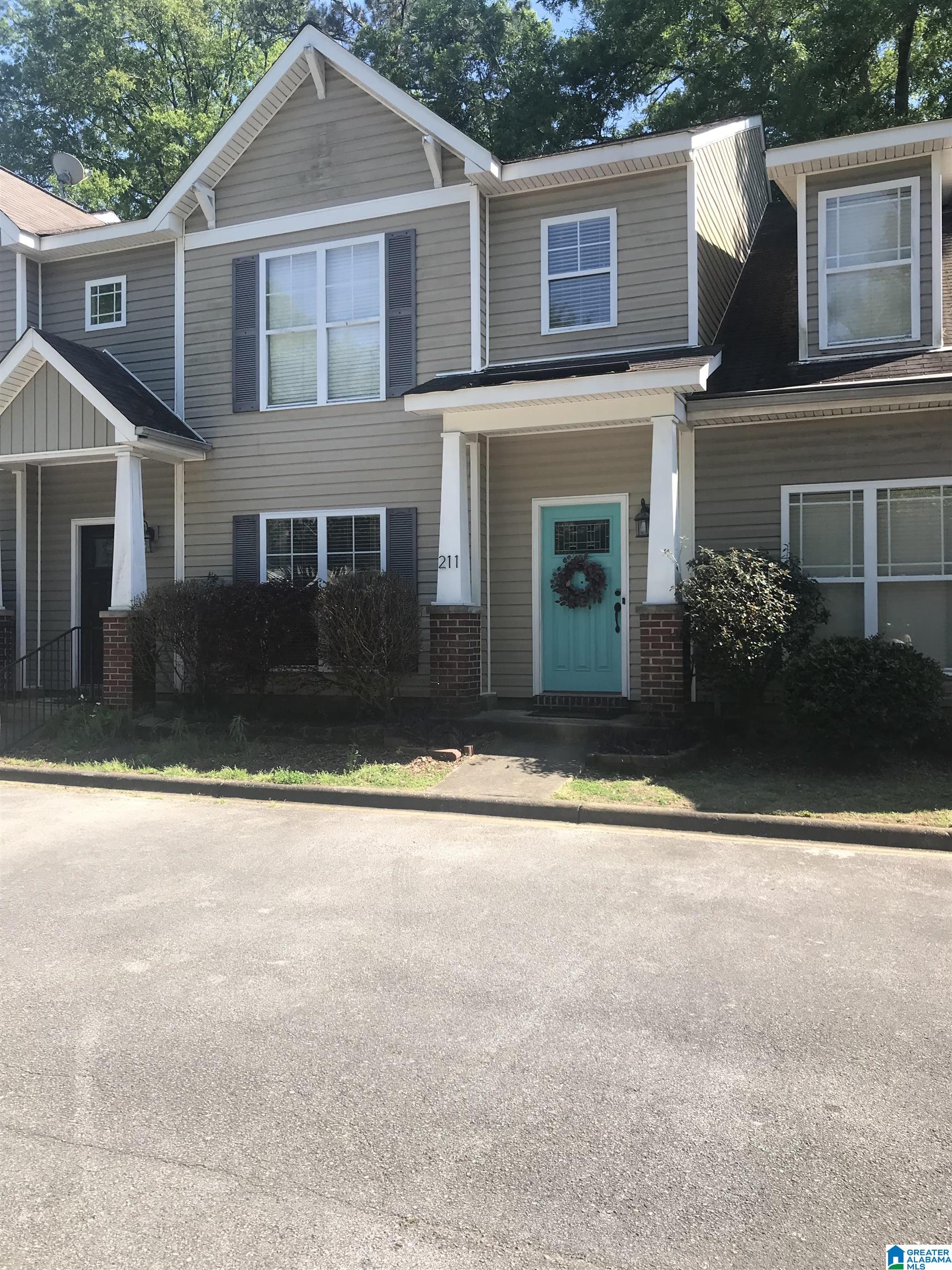 211 Amy Lane Helena, AL 35080 - Photo 1 of 18