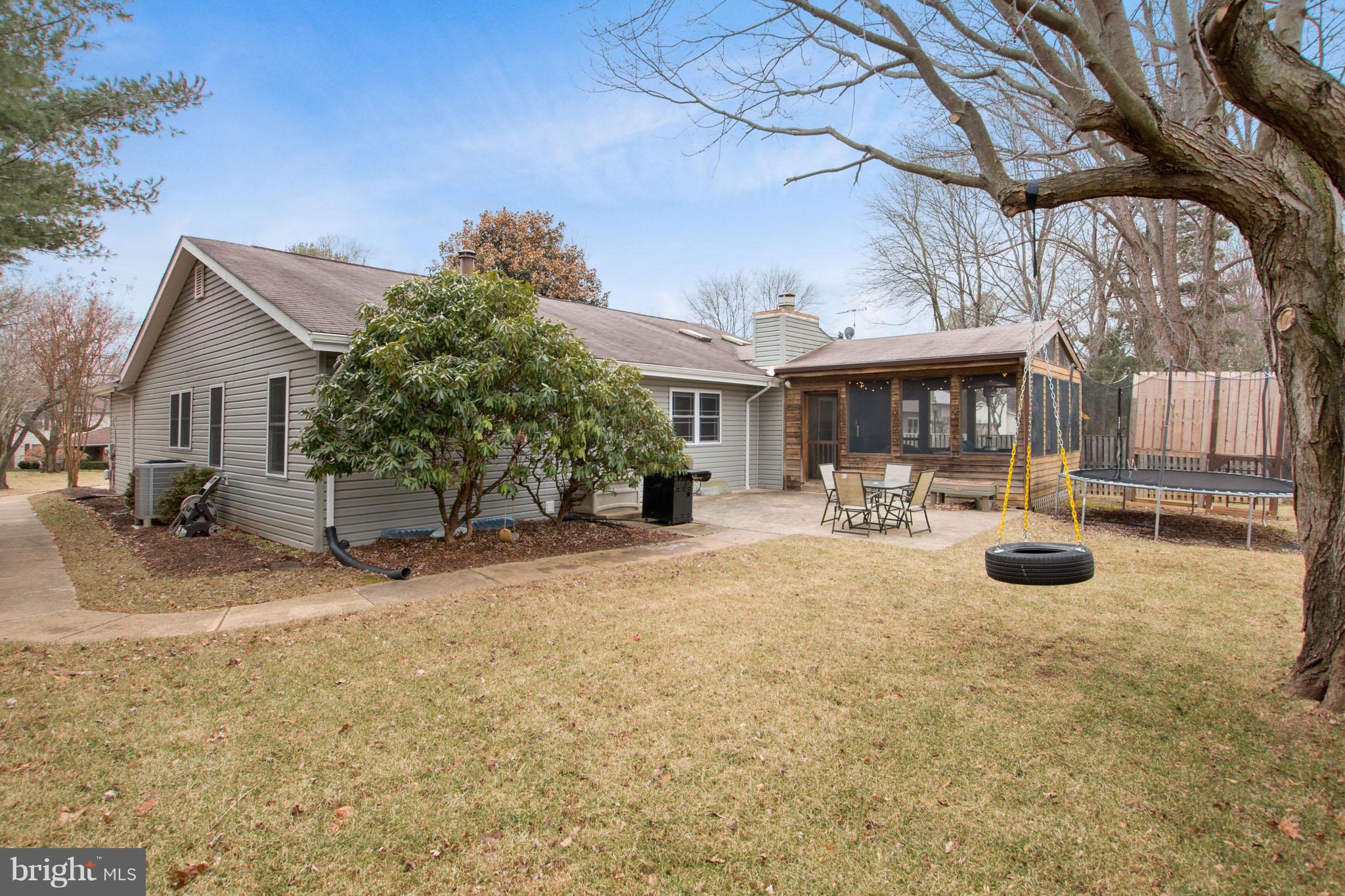 12209 Pueblo Road Gaithersburg, MD 20878 - Photo 28 of 30 Exterior (Rear)
