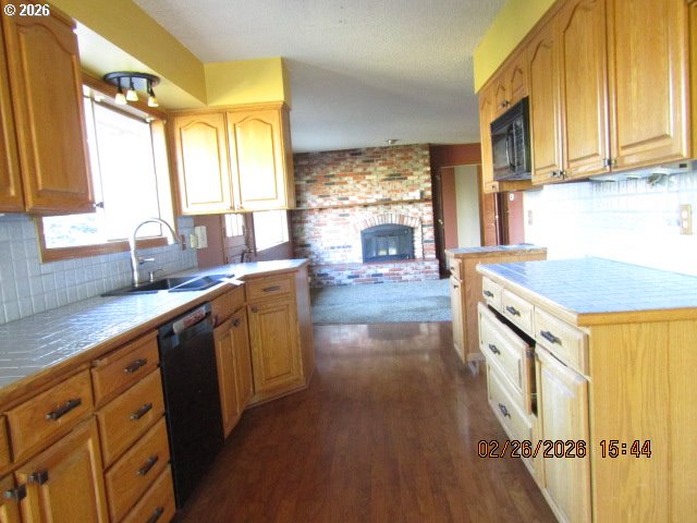 14620 Southwest 126th Avenue Portland, OR 97224 - Photo 7 of 30