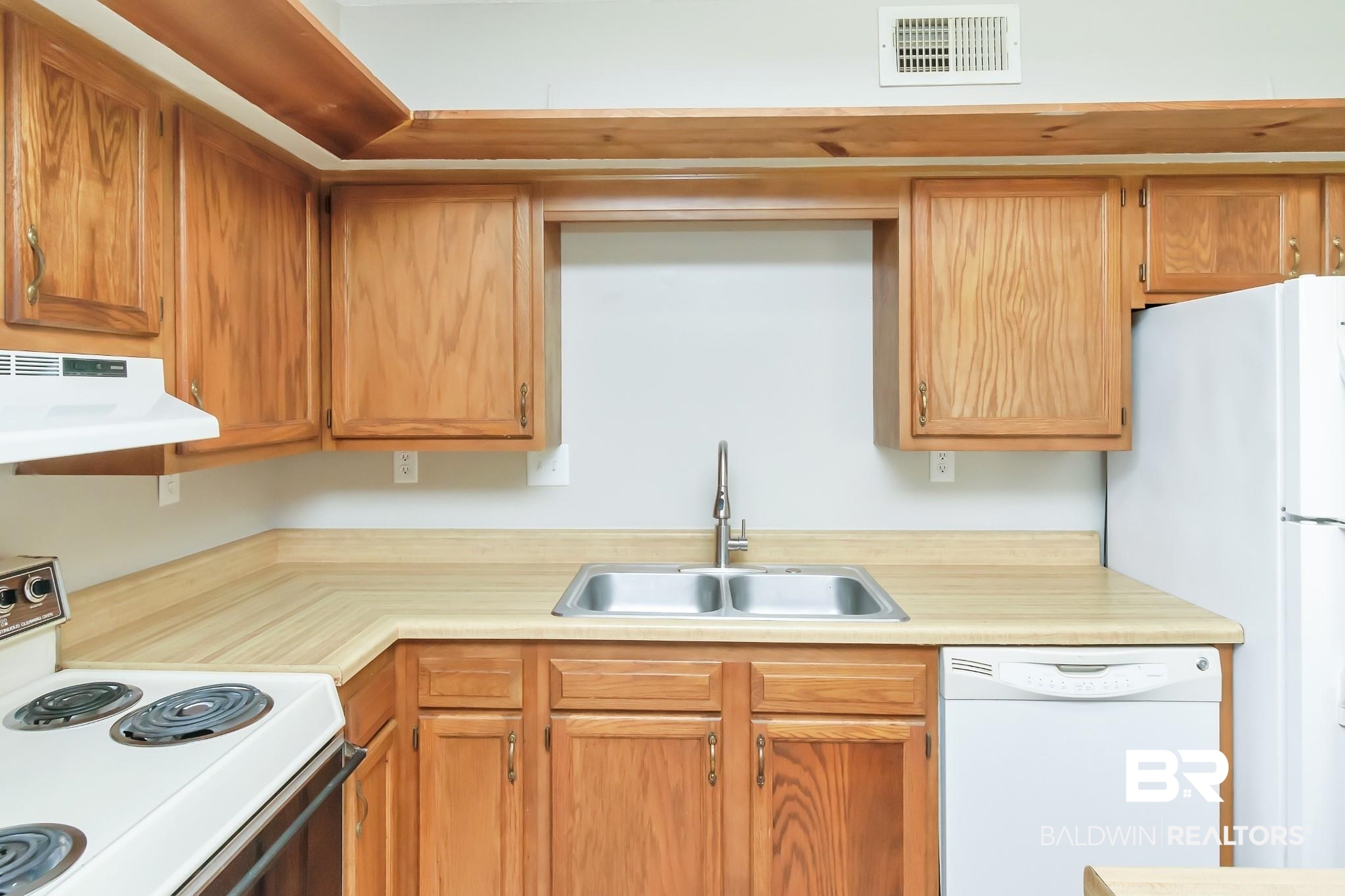 5608 Cottage Hill Road, Unit 104 Mobile, AL 36609 - Photo 10 of 21