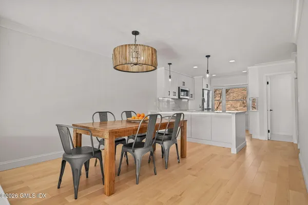 $1,650,000 | 115 River Road, Unit 7, Cos Cob, CT 06807