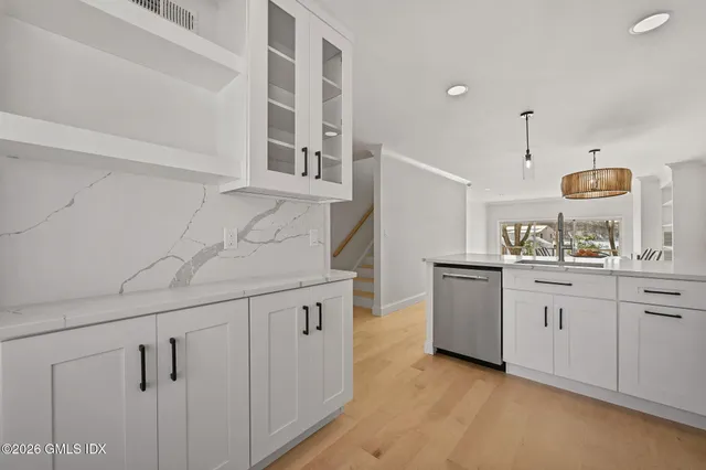 $1,825,000 | 115 River Road, Unit 7, Cos Cob, CT 06807