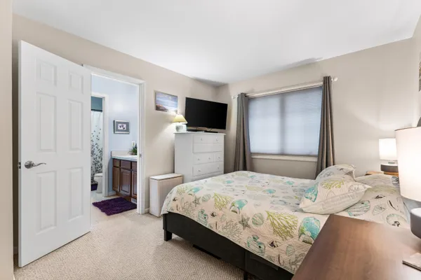 $625,000 | 6511 Forest Beach Drive, Brighton, MI 48116