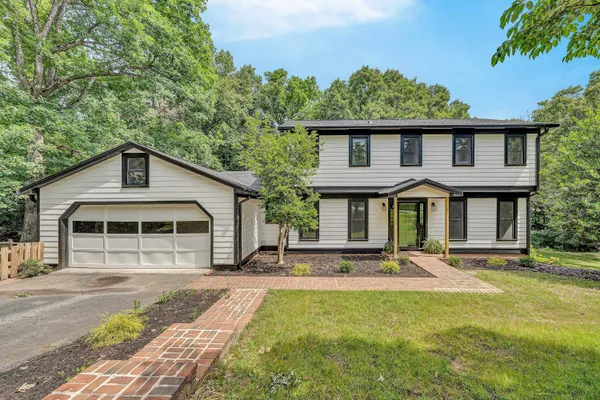 $579,000 | 2825 Fairway Forest Drive, Salem, VA 24153