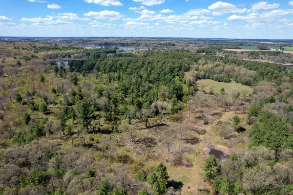 $400,000 | 40.00-ac County Rd FF, Hancock, WI 54943