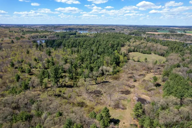 $400,000 | 40.00-ac County Rd FF, Hancock, WI 54943