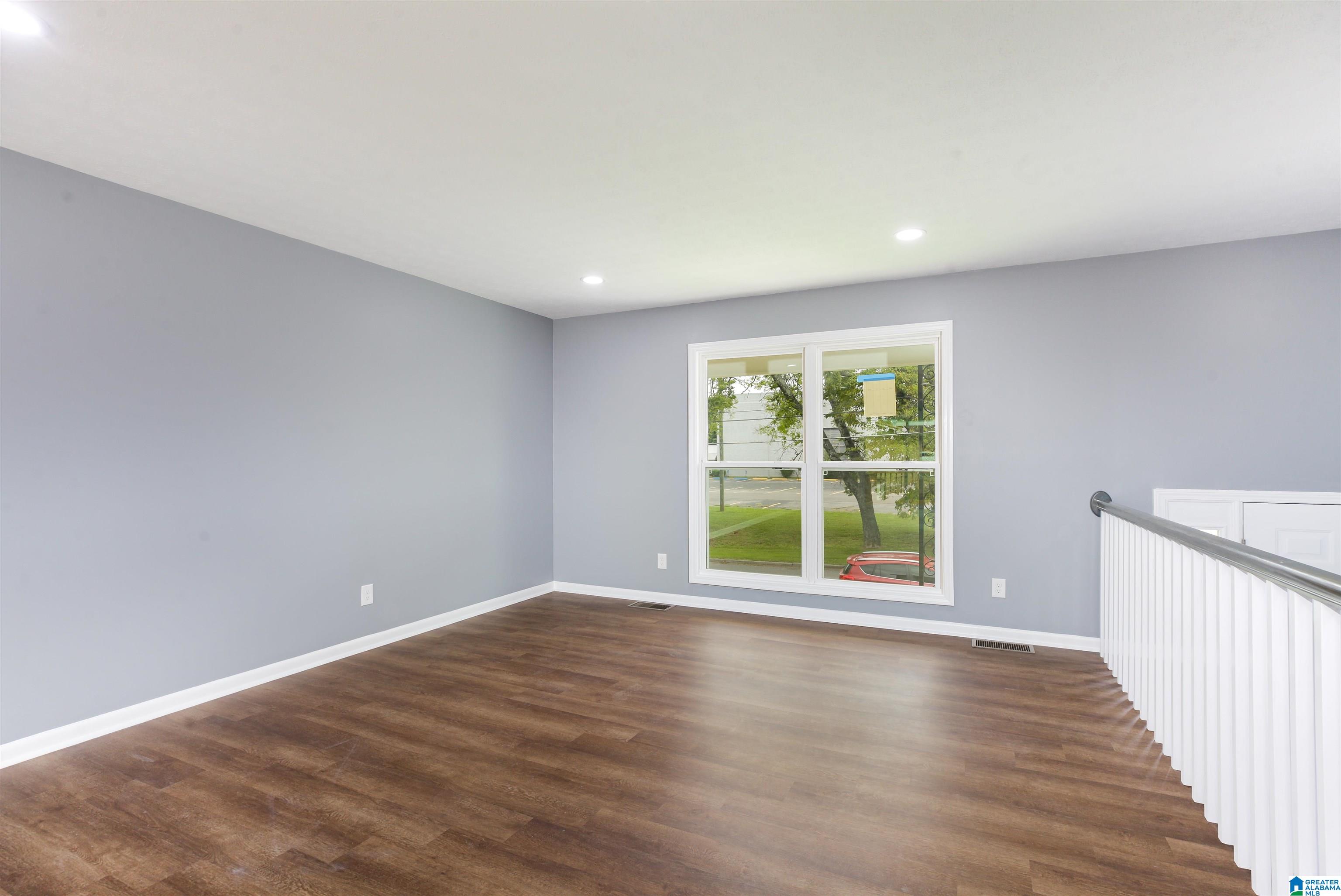 716 Goldwire Way Southwest Birmingham, AL 35211 - Photo 6 of 30