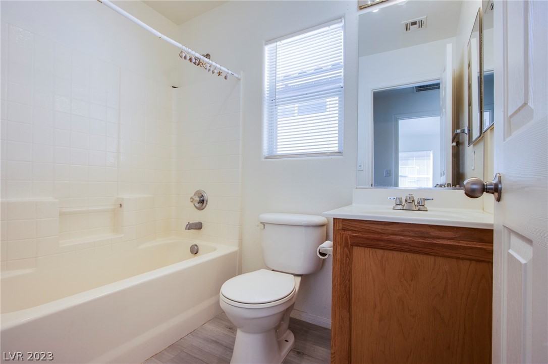 9382 Roping Cowboy Avenue Las Vegas, NV 89178 - Photo 16 of 32 Gallery Image 16