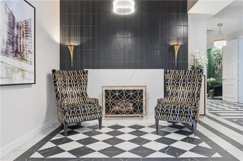 $230,000 | 4545 Wornall Road, Unit 609, Kansas City, MO 64111