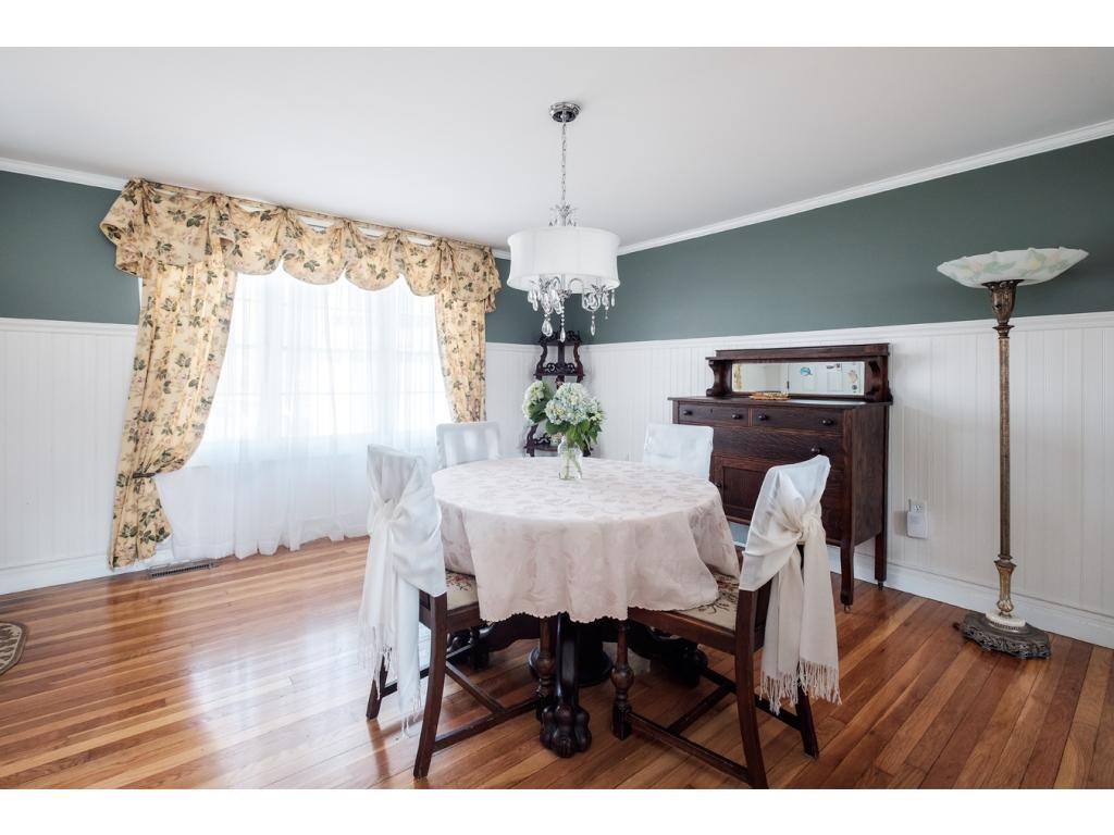 394 Wallis Road Rye, NH 03870 - Photo 7 of 26