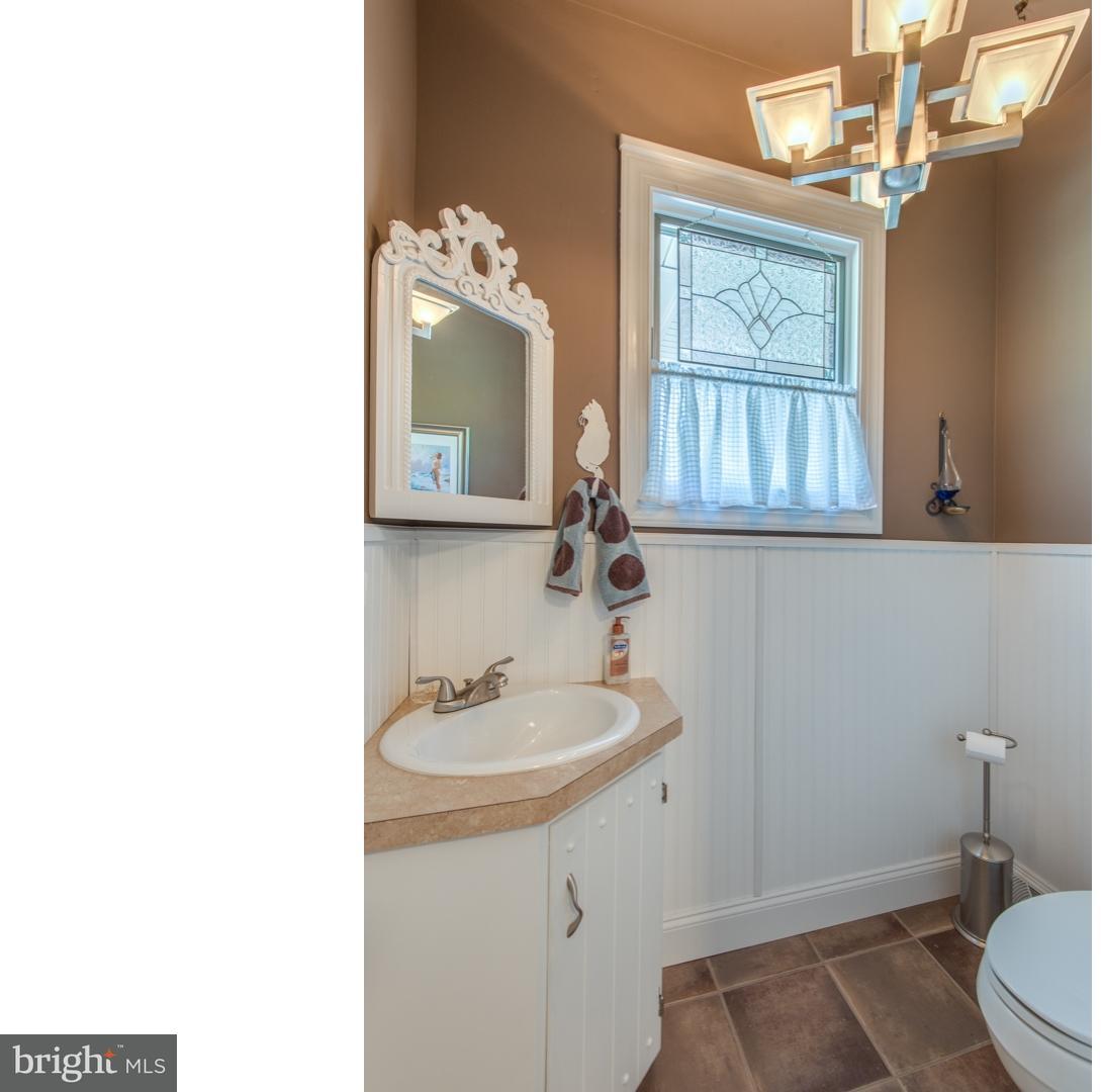80 Foxview Road Honey Brook, PA 19344 - Photo 13 of 25 Half Bath