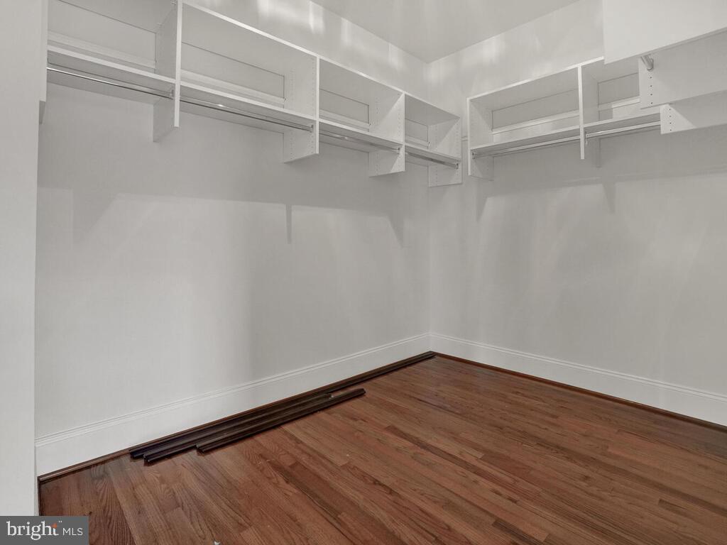 10605 Rivers Bend Court Potomac, MD 20854 - Photo 12 of 95