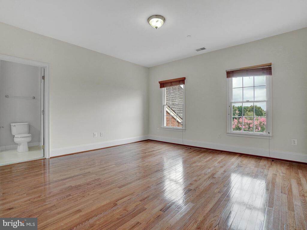 10605 Rivers Bend Court Potomac, MD 20854 - Photo 15 of 95