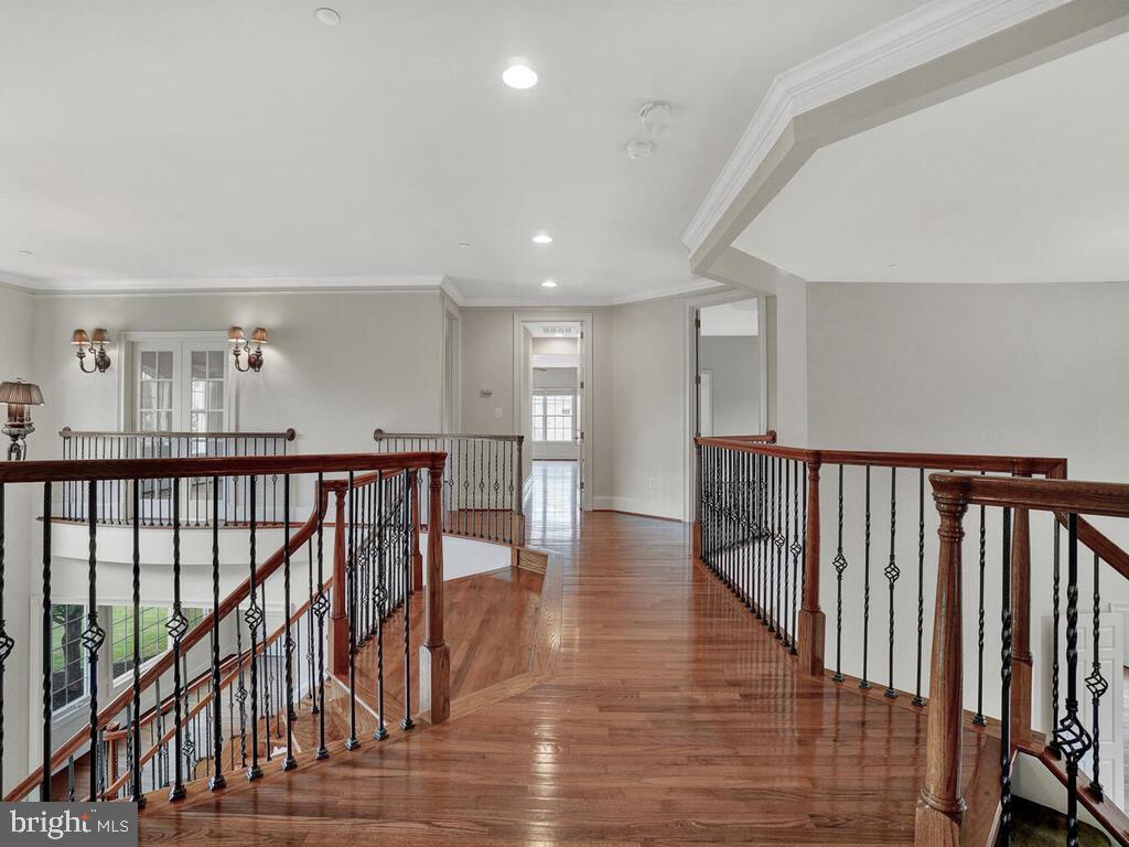 10605 Rivers Bend Court Potomac, MD 20854 - Photo 18 of 95