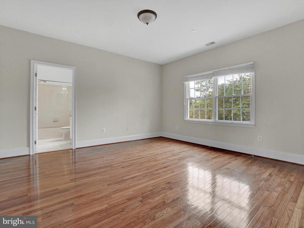 10605 Rivers Bend Court Potomac, MD 20854 - Photo 19 of 95