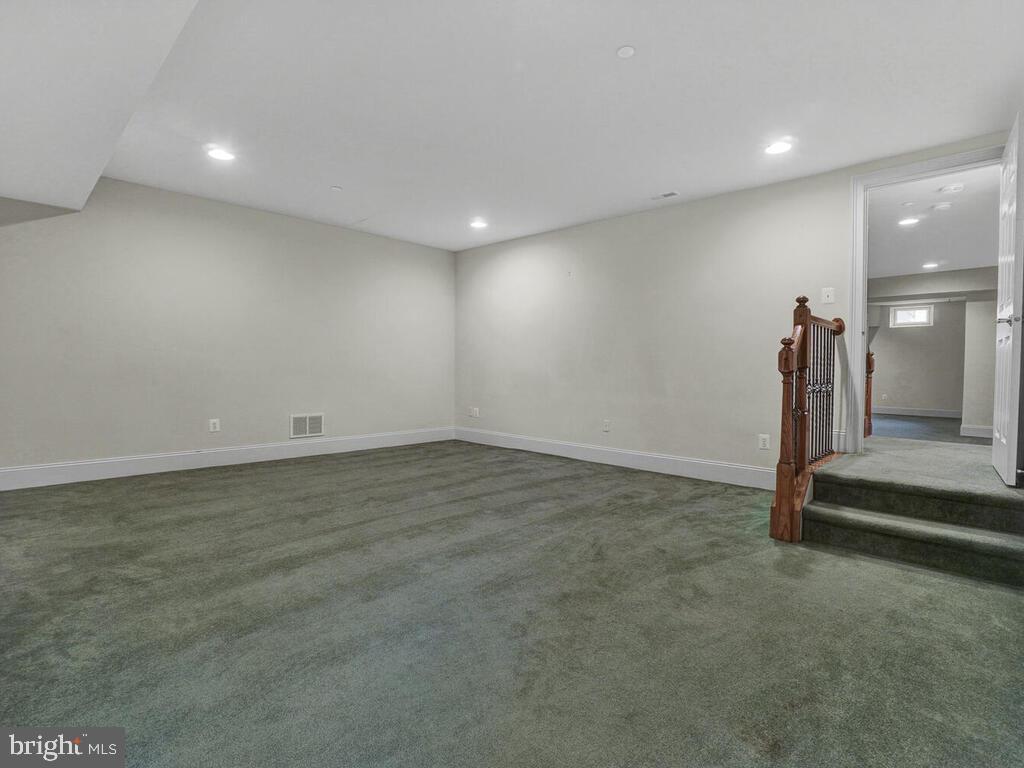 10605 Rivers Bend Court Potomac, MD 20854 - Photo 29 of 95