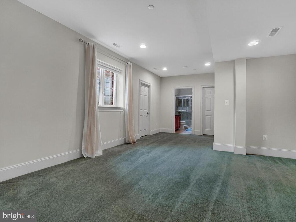 10605 Rivers Bend Court Potomac, MD 20854 - Photo 31 of 95