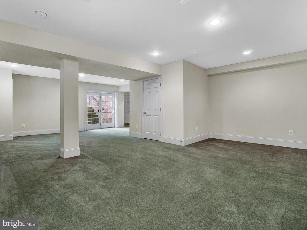 10605 Rivers Bend Court Potomac, MD 20854 - Photo 35 of 95