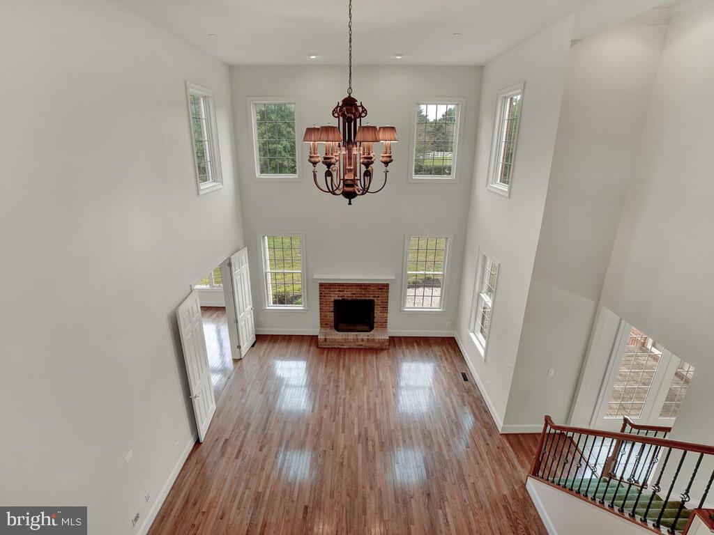10605 Rivers Bend Court Potomac, MD 20854 - Photo 4 of 95