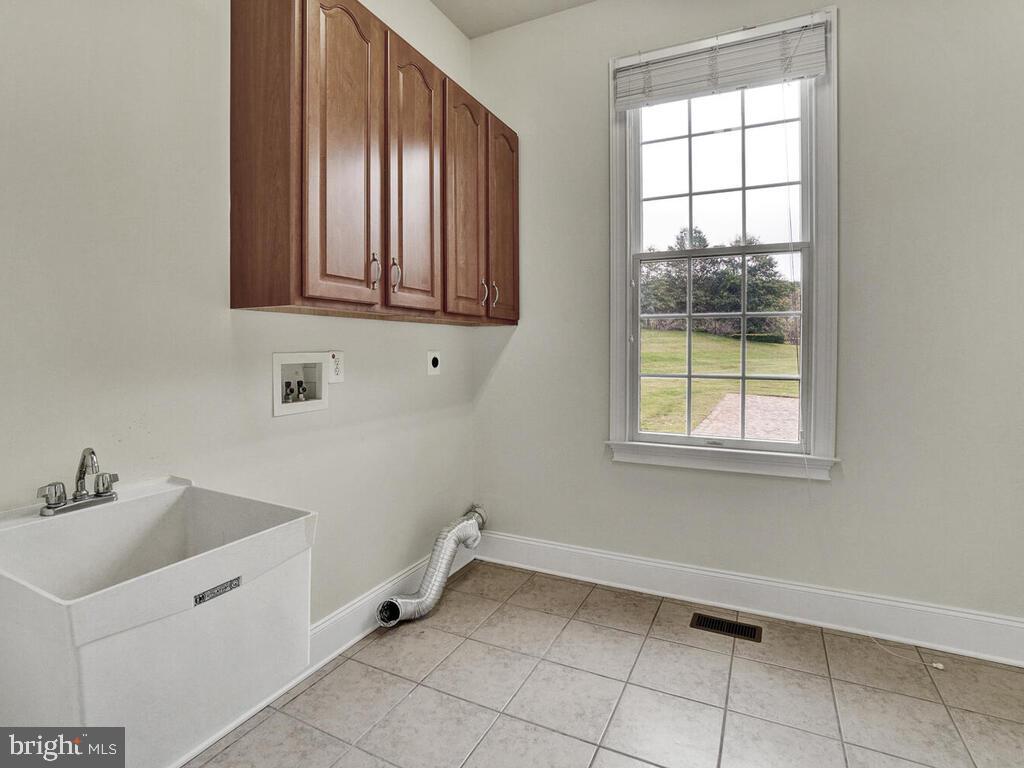 10605 Rivers Bend Court Potomac, MD 20854 - Photo 46 of 95