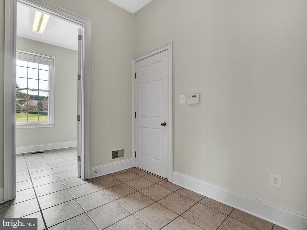 10605 Rivers Bend Court Potomac, MD 20854 - Photo 49 of 95