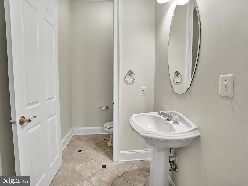 10605 Rivers Bend Court Potomac, MD 20854 - Photo 69 of 95