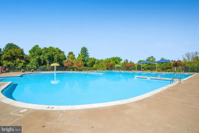 a view of a car in front of a house
