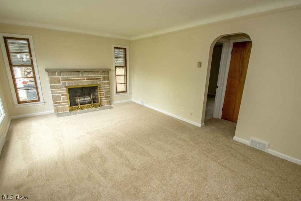 6219 Brookside Road Independence, OH 44131 - Photo 3 of 25 Living Room with New Neutral Carpet