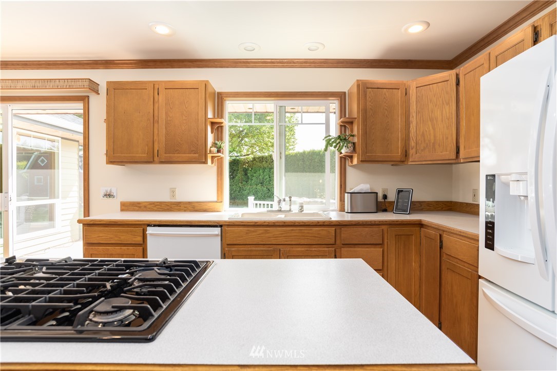 10397 Ridge Place Sedro-Woolley, WA 98284 - Photo 12 of 29 Gallery Image 12