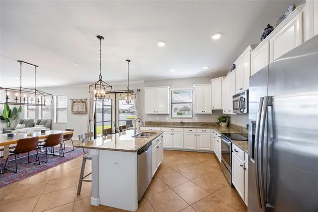 $525,000 | 19421 Paddock View Drive, Tampa, FL 33647