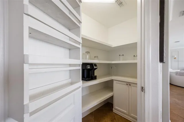 $525,000 | 19421 Paddock View Drive, Tampa, FL 33647