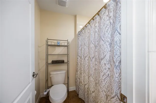 $525,000 | 19421 Paddock View Drive, Tampa, FL 33647