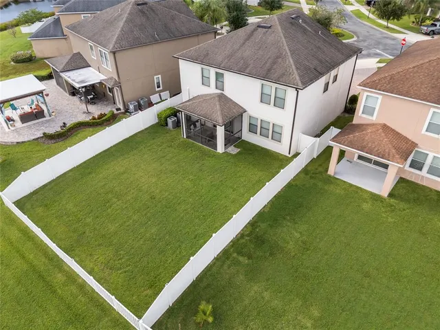 $525,000 | 19421 Paddock View Drive, Tampa, FL 33647