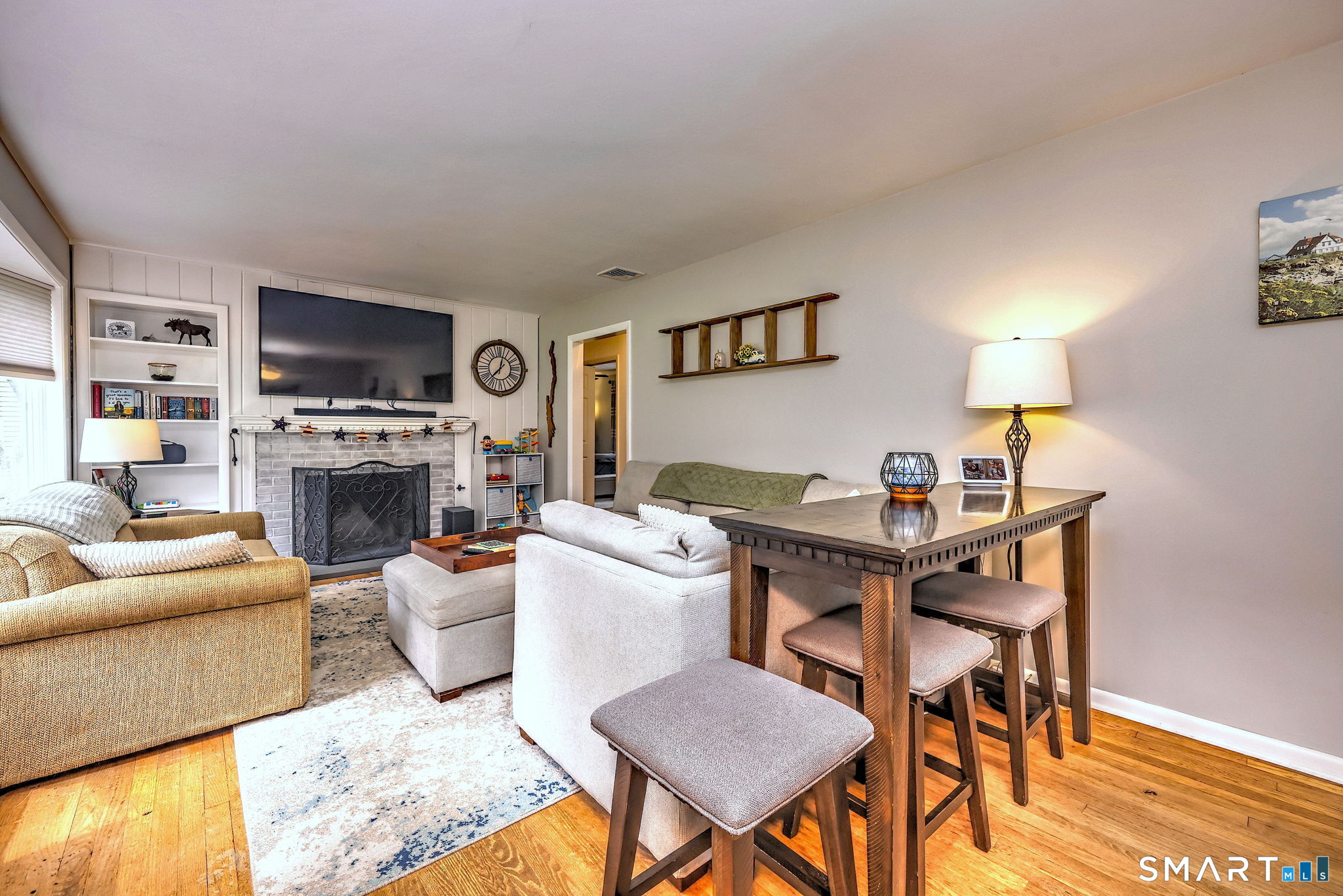 78 Blackhouse Road Trumbull, CT 06611 - Photo 8 of 37