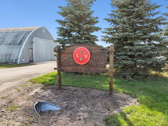 $595,000 | 726 Winterberry Lane, Waconia, MN 55387